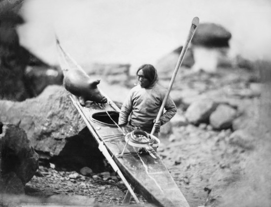 Captain_Edward_Augustus_Inglefield_-_National_Maritime_Museum_-_Inuit_man_with_a_kayak_(pd)-Edit2